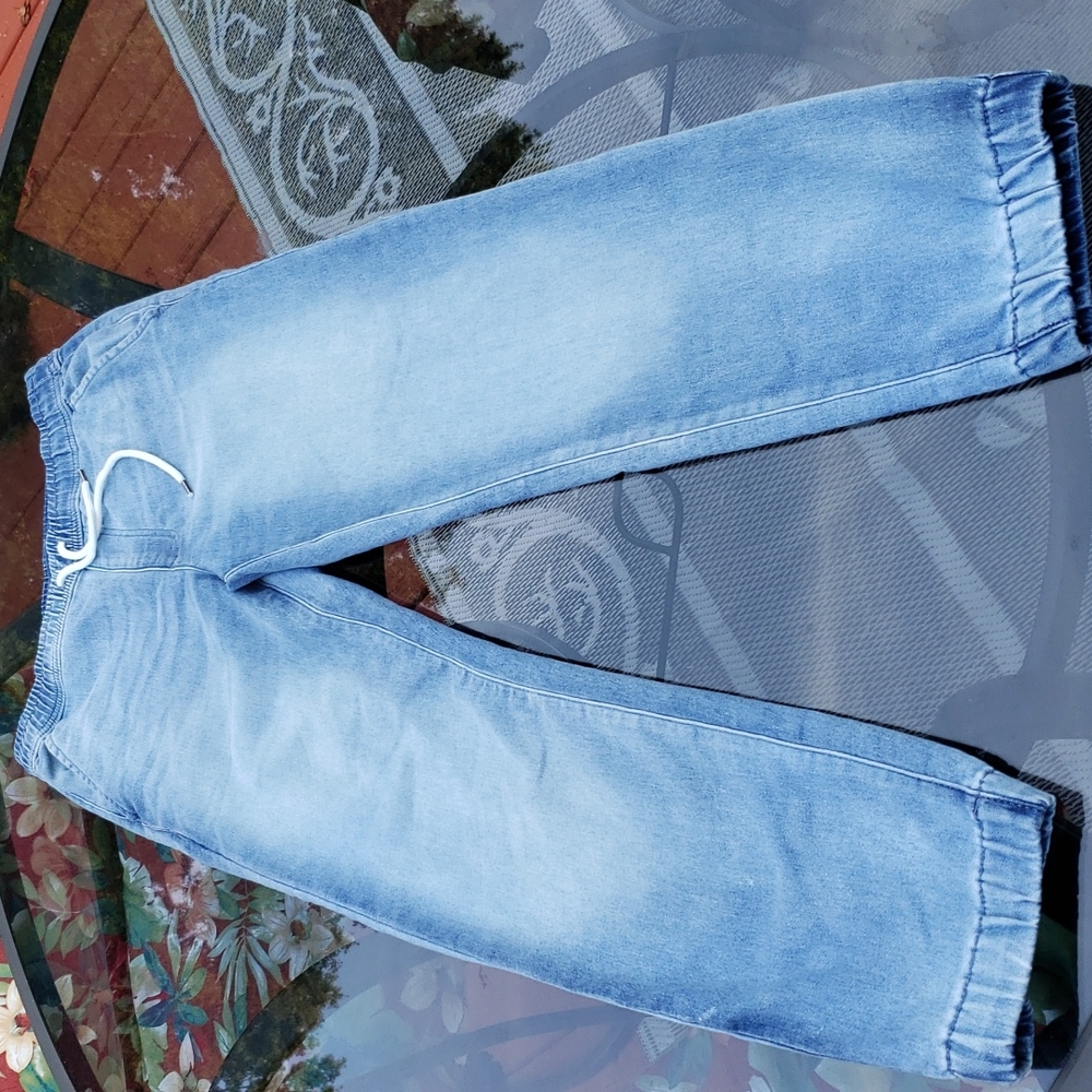 NO BOUNDARIES JEANS